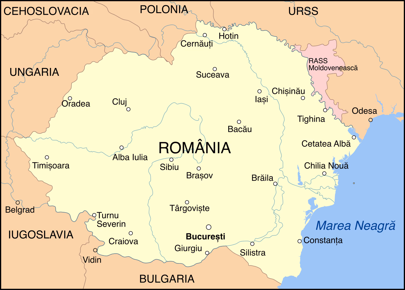 Harta României în perioada interbelică: RASS Moldovenească este colorată în roz pe malul stâng al Nistrului, în URSS, la est de Basarabia; sunt marcate Chișinău, Tighina, Odesa, Cetatea Albă și alte orașe, precum și statele vecine.